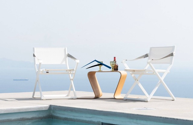 Fantastic villa with a swimming pool, beautiful garden and a panoramic sea view