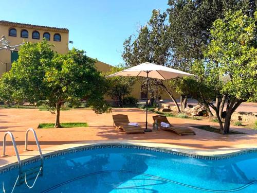 Farmhouse near Gaudí's Birthplace Maspujols