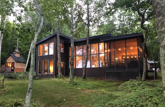 Feeling Superior - Cliffside Home with Amazing Lake Superior Views!