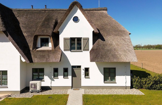 Ferienhaus Lasse Thoressen - Inseldomizil Stolpe - Urlaub Unter Reet auf Usedom