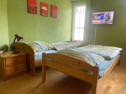 Ferienzimmer Oelhaf Zimmer in Grün Self Check-In mit Key-Tresore