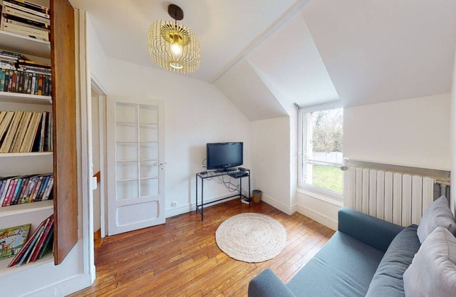 Ferme Rénovée à 300m de la Forêt de Fontainebleau et 45mn de Paris Gare de Lyon