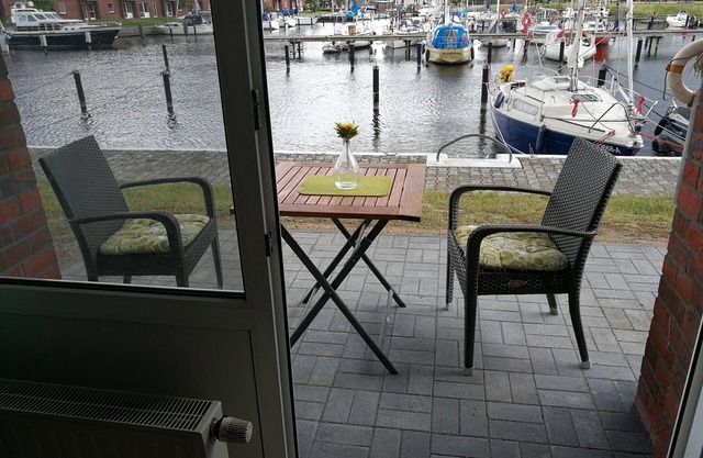 FEWO für 2 Pers. "Hafenblick 2" Ueckermünde, Stettiner Haff, Ostsee, direkt Yachthafen