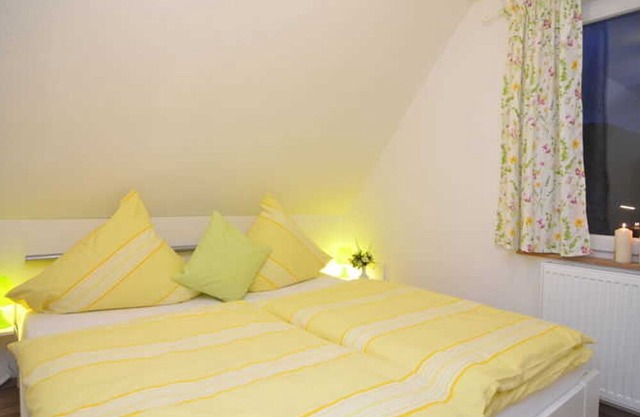 Fewo Wilzenberg 1 - House Oberkirchen