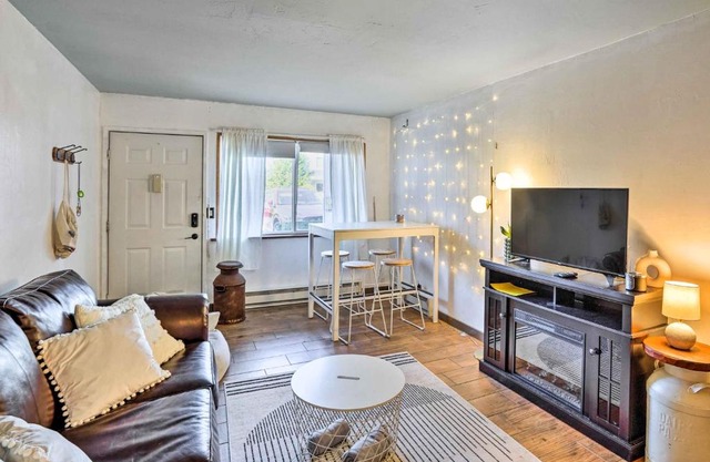 First-Floor Hunter Condo Less Than 1 Mi to Slopes!