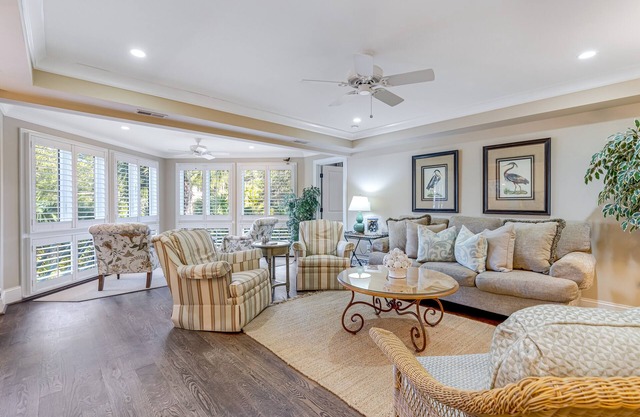 First Floor Villa with Lagoon Views and within walking distance of the beach