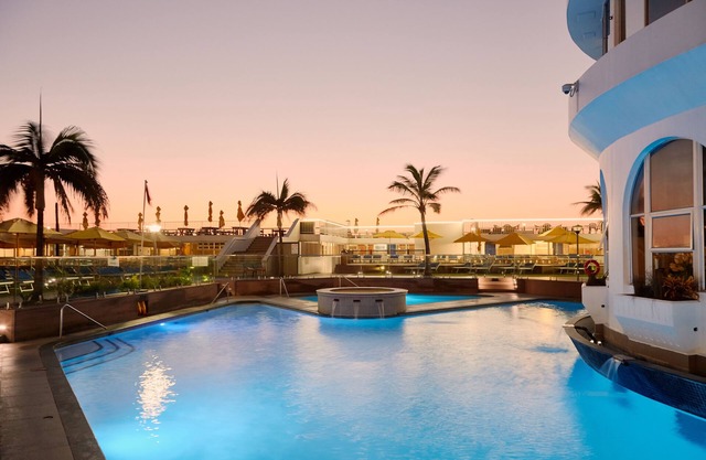 First Group La Montagne