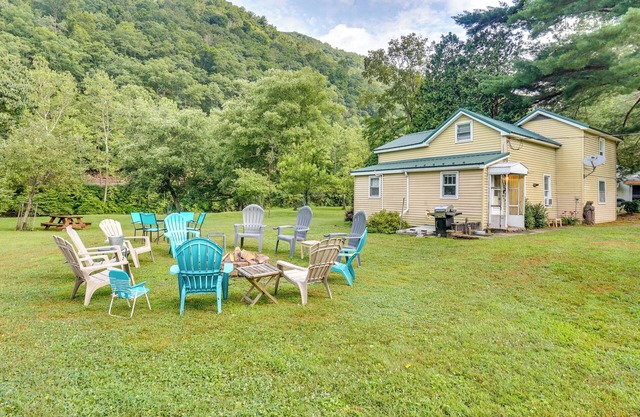 Fishing & Kayaking: Creekside Sinnamahoning Home!