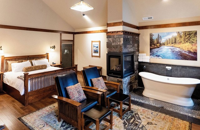 FivePine Lodge & Cabins - Serenity Cabin