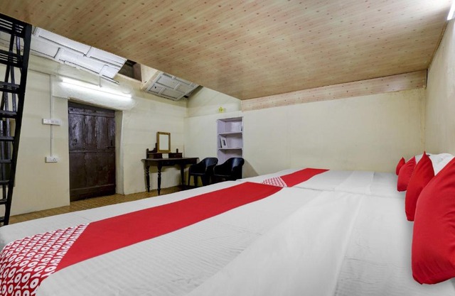 Flagship Snow View Home Stay