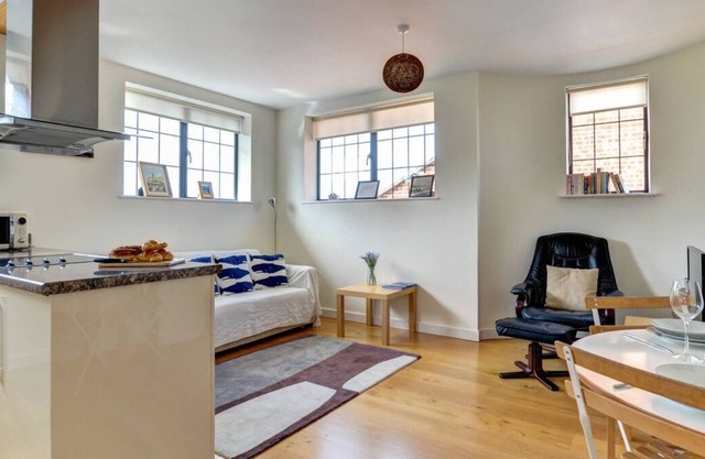Flat 8 Broadleys in the beautiful Swanage