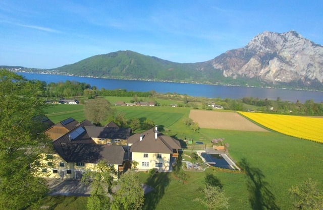 Flat in Altmünster Am Traunsee with panoramic view