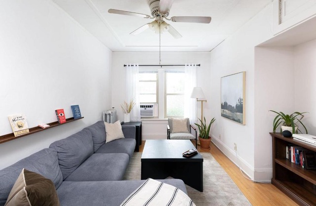 Flexhome Economy 1BR Apartment B4