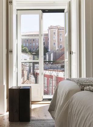 Flh Restauradores Luxus Flat
