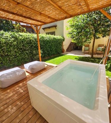 FlorArt Boutique Apartment, giardino e vasca idro