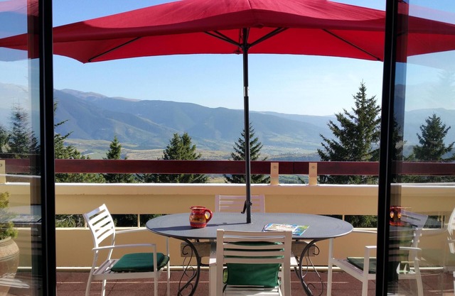 Font-Romeu Beautiful apartment 80m2 South Terrace Panoramic View On The Pyrenees