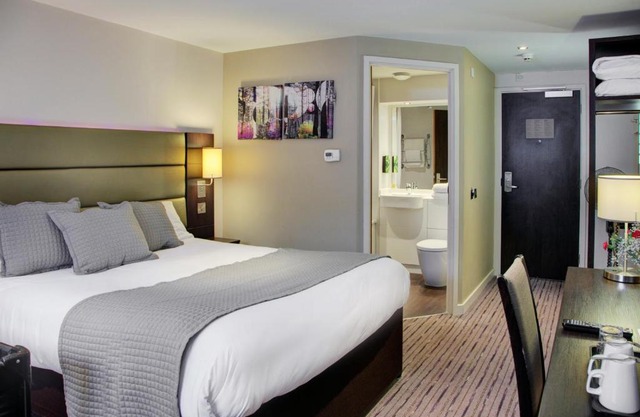 Fortune Huddersfield; Sure Hotel Collection by Best Western