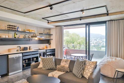 Forty On L 607 by CTHA