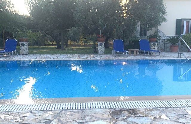 Foufas Houses