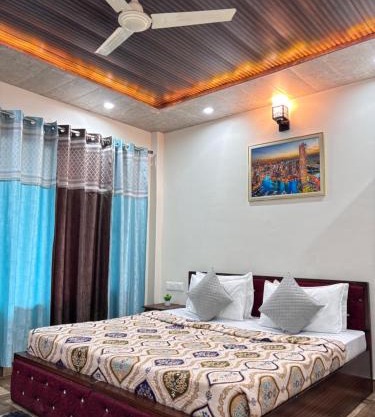 Four Bedroom Villa Kasauli l 5km From Mall Road l