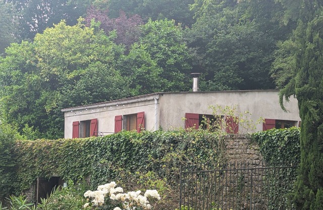 "Le Refuge des Oiseaux " Self-catering accommodation 15 minutes from Walibi!