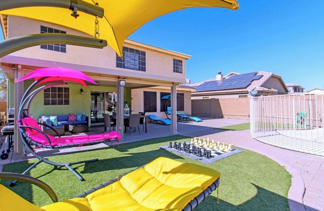 Free Pool Heat - Piano - King Bed - Air Hockey