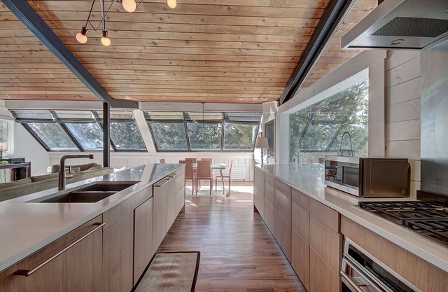 Free SkyCard Activities - Updated Kitchen, 3 Mins to Downtown - Elk Horn Cabin