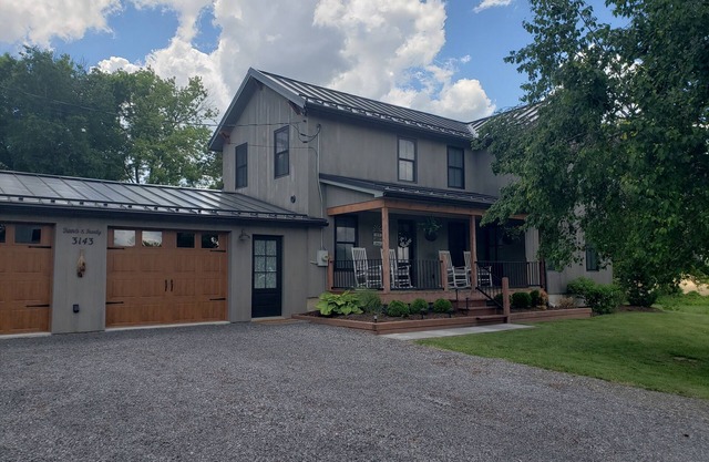 Friends And Family Farmhouse