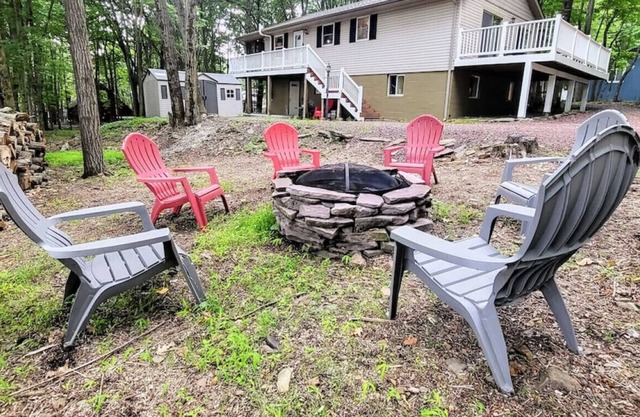 Frolic in Fern l Enclosed Deck, Bar, Ski Access