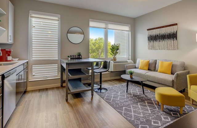 Frontdesk | Studio Apt close to Boom Island Park