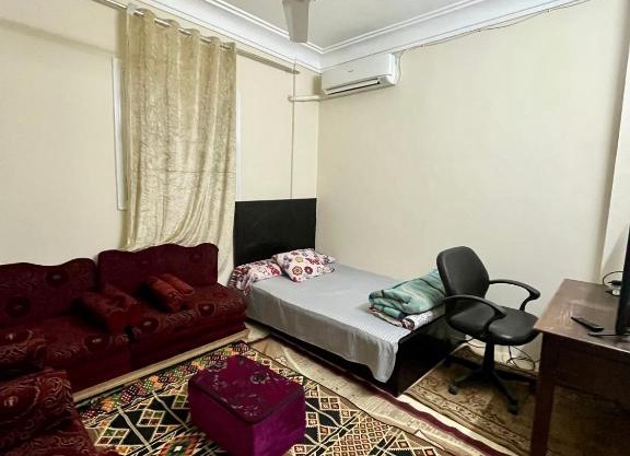 Full Flat - Low Budget