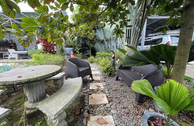 Full Furnished apartment next to Juan Santamaria airport, San Jose, parking lot