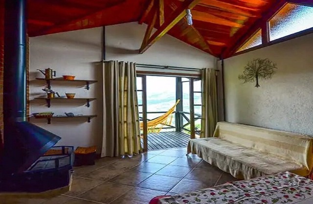 Full view of Mantiqueira (chalet 7)