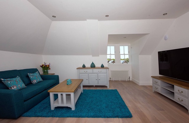 Fully equipped apartment, brand new, perfectly clean with modern design