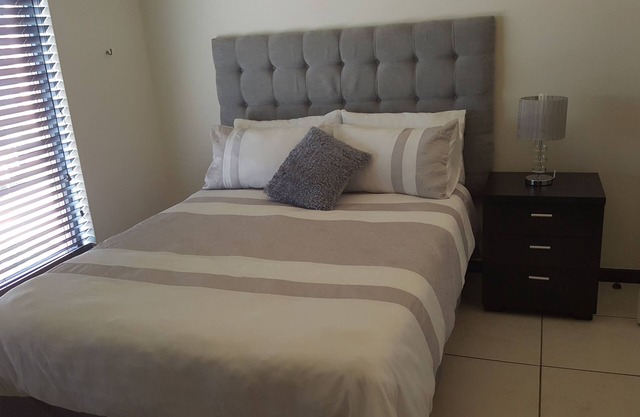 Fully furnished modern two bed roomed apartement to let