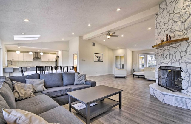 Fully Remodeled Hillsboro Home w/Home Theater!