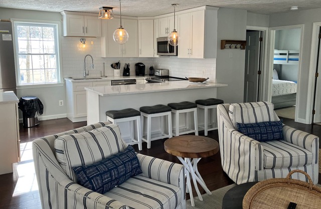 Fully renovated, dog-friendly home with private beach access & golf nearby