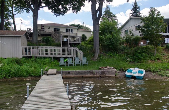 Fun in the Sun - Walk Into Town on Keuka's East Side