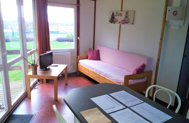 Furnished cottage 2 hours from Paris / between countryside and forest / Les Chalets du Quignon