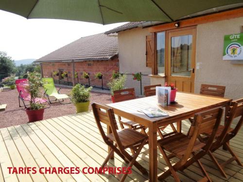 Gîte rural confortable avec terrasse, animaux admis - FR-1-496-235