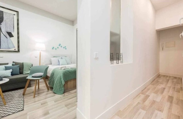 Gallery apartment in the center