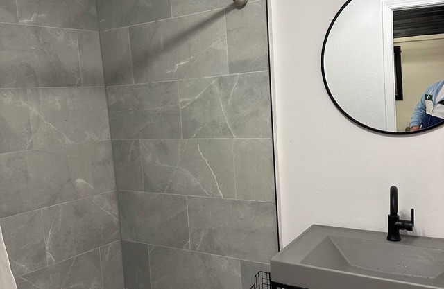 Garden Bungalow in New Olreans's Best Neighborhood