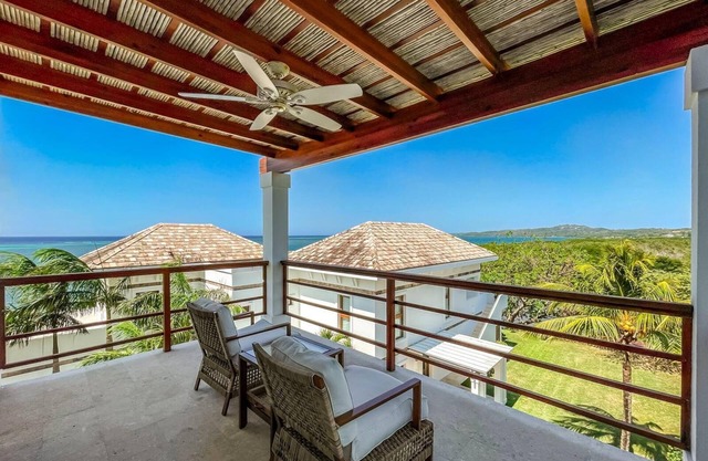 Garden View 1BR Suite at Las Verandas (1)