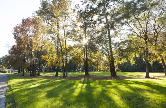 Gated, 3 Bed 2.5 Bath Quiet Townhome With Garage