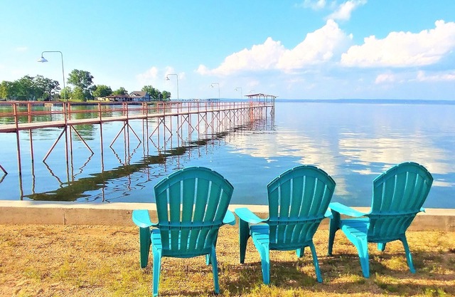 Waterfront Spacious Ft Covered Fishing 