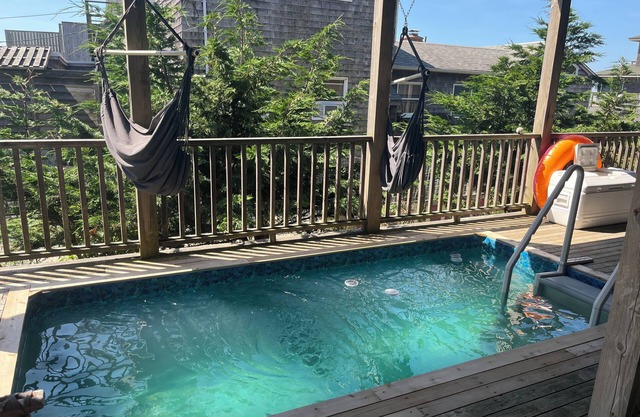 Gatsby's - Pool Level Of 2 Unit House - Sleeps 12