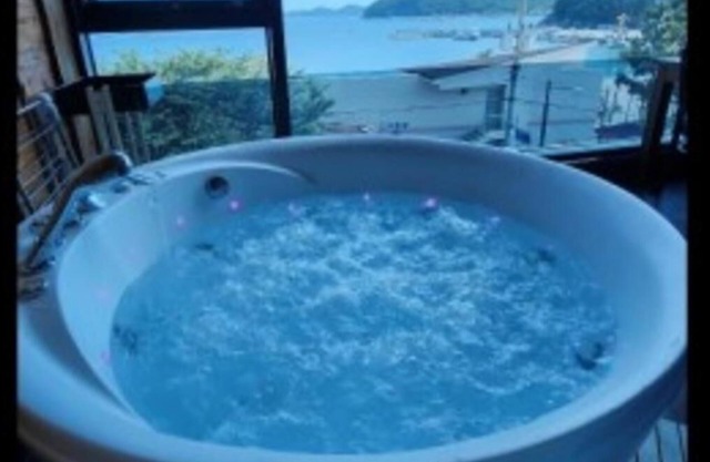 Geojedo N White Pension