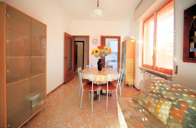Giardini 13 Int 10 - One Bedroom Apartment, Sleeps 5