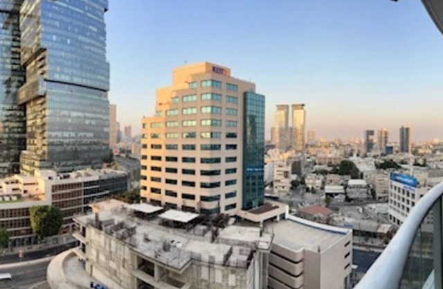 Gindi Tower APT - By Beach Apartments TLV