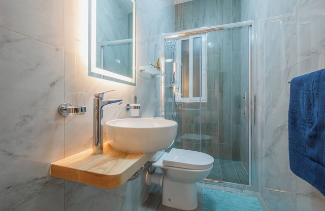 Girna - Entire 3BR Private entry Apartment